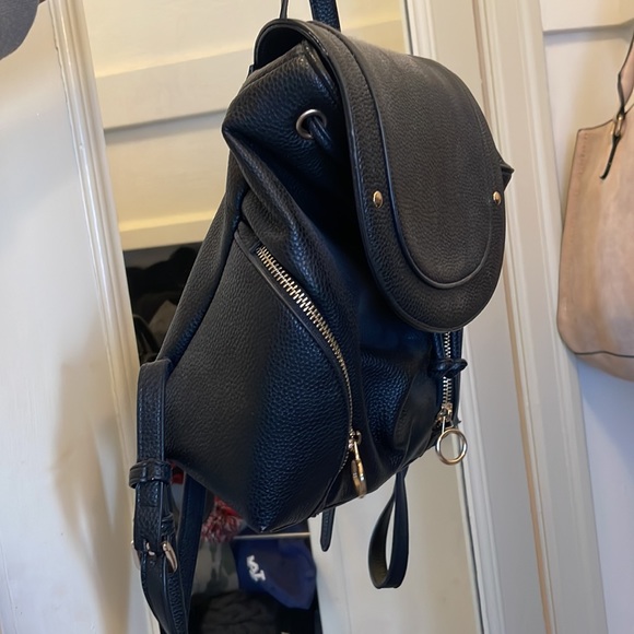 Small backpack - Picture 2 of 3